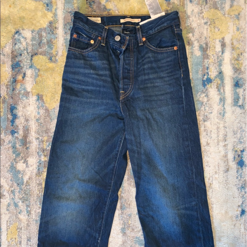 Levi Ribcage Straight Leg Jeans